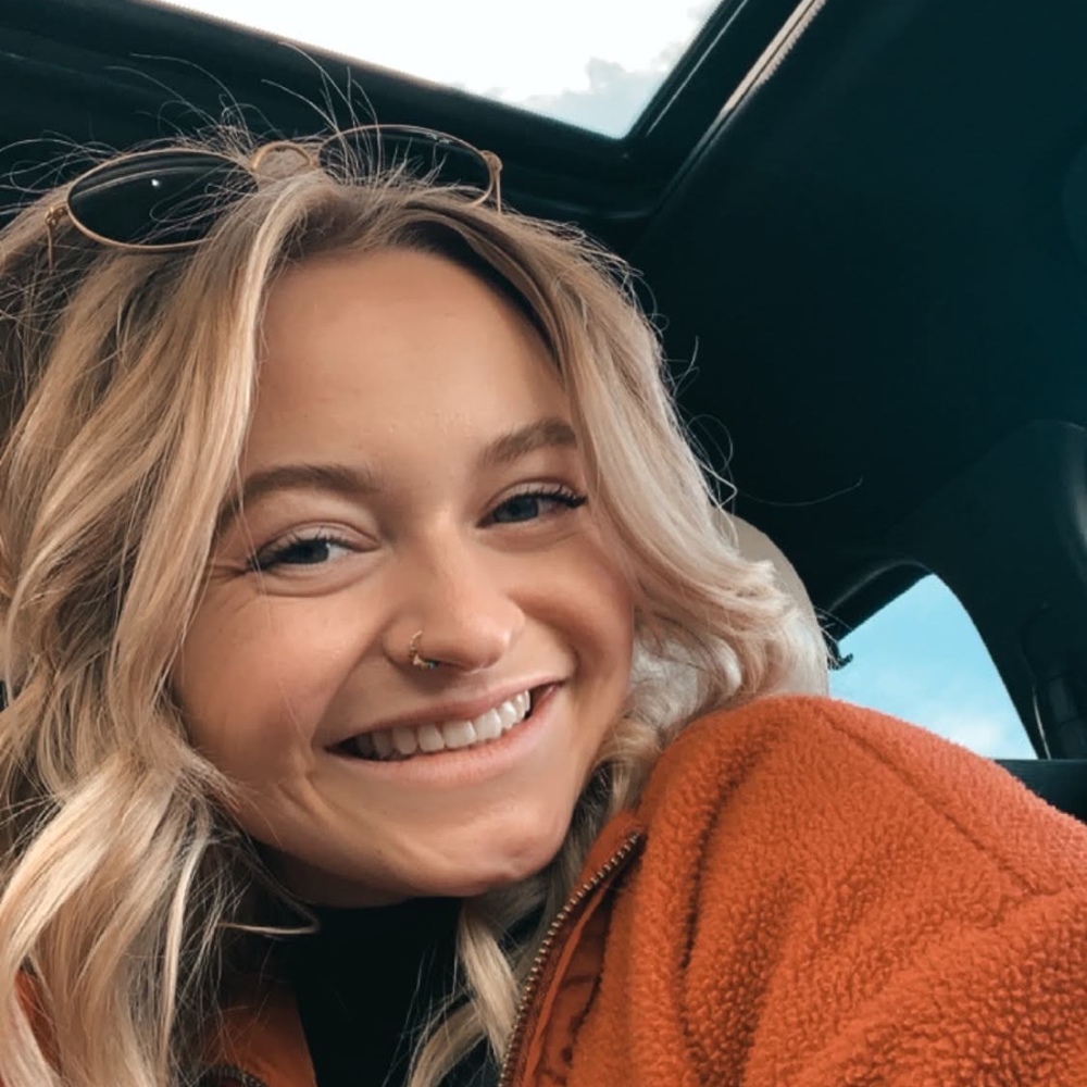 Meet your Posher, Hailey